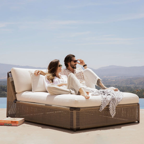 FORMENTERA DAYBED | Aluminum Bronze, Siesta Ivory, Twisted Rope Dune