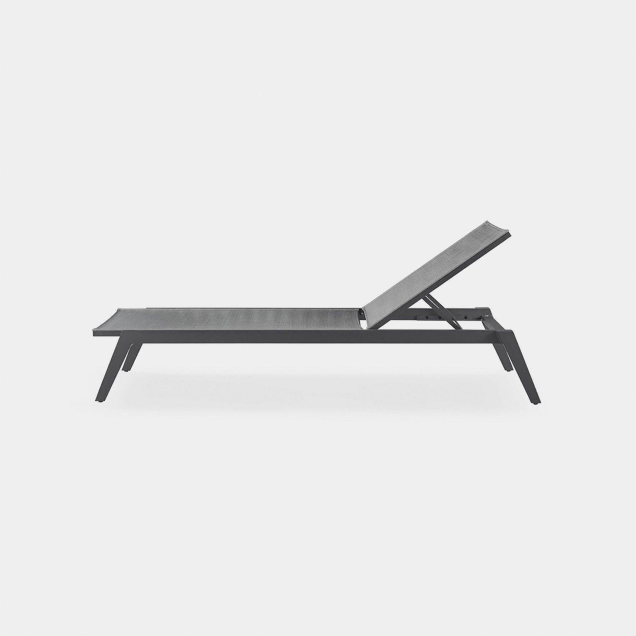 Loop Stacking Sun Lounge | Contemporary Aluminum Outdoor Furniture ...