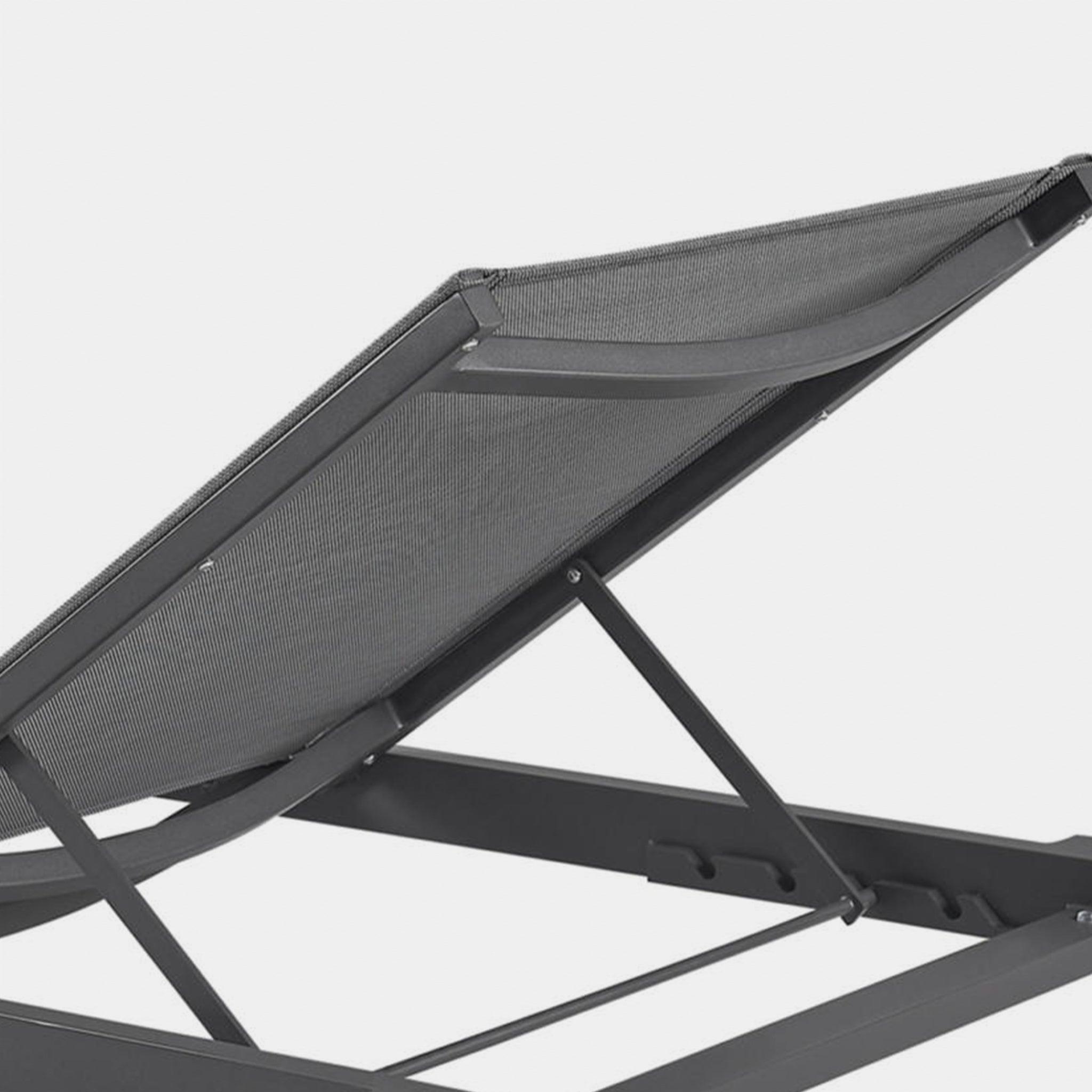 Loop Stacking Sun Lounge | Contemporary Aluminum Outdoor Furniture ...